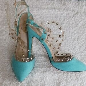 Elegant Turquoise Studded Heels